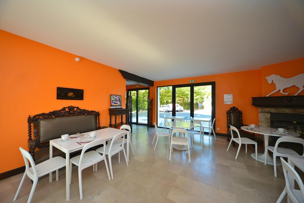Logis - Hotel Restaurant La Mire Vierzon Zewnętrze zdjęcie