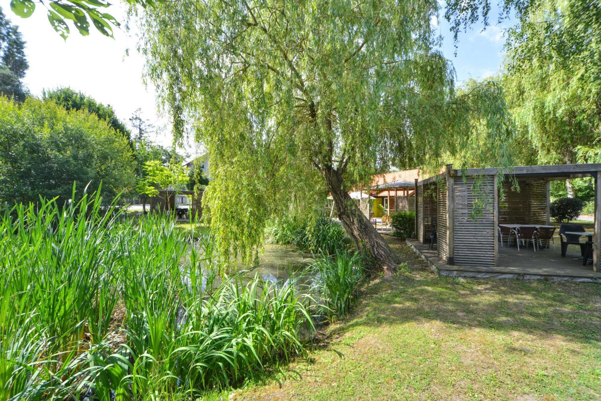 Logis - Hotel Restaurant La Mire Vierzon Zewnętrze zdjęcie