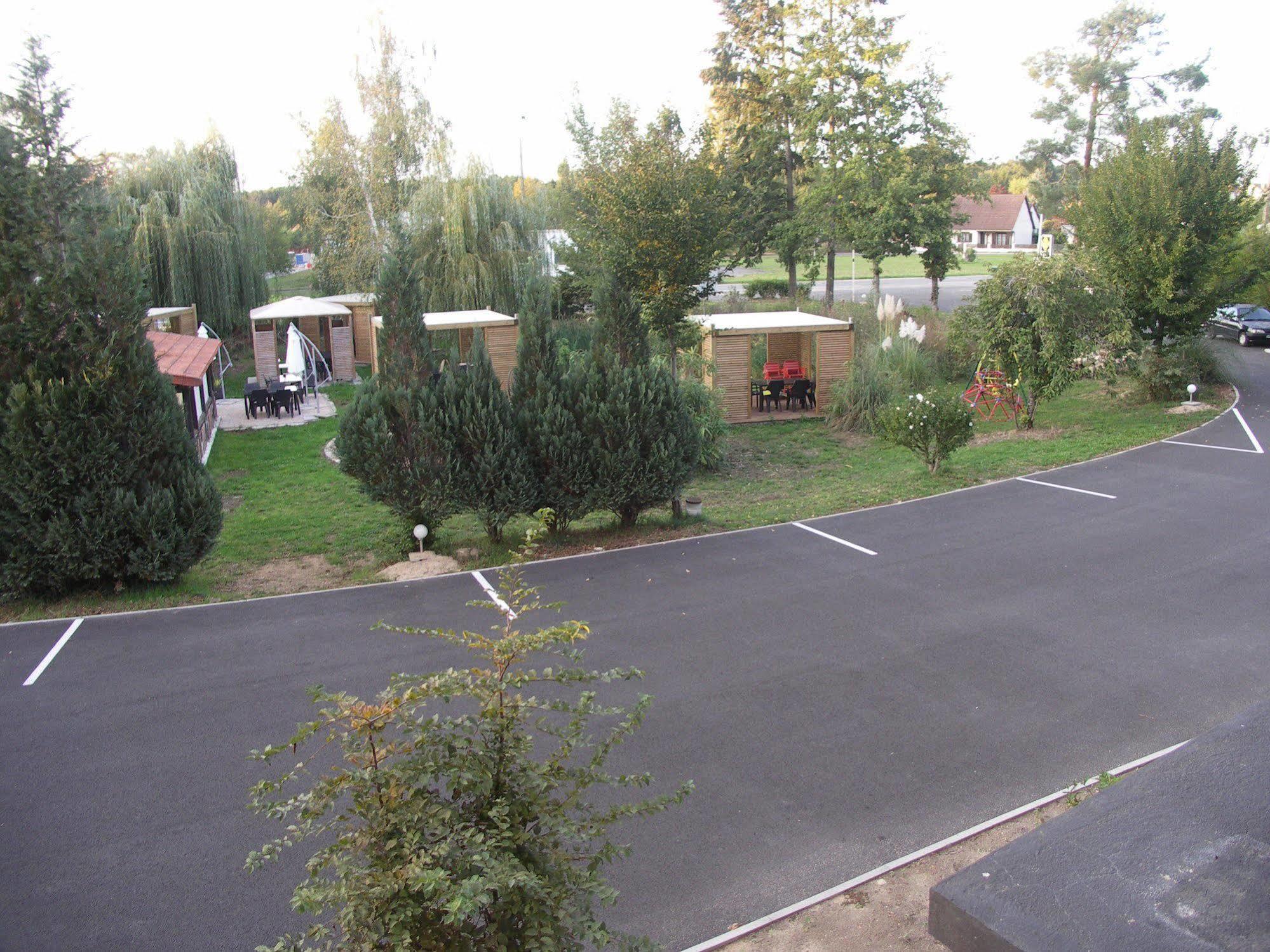 Logis - Hotel Restaurant La Mire Vierzon Zewnętrze zdjęcie